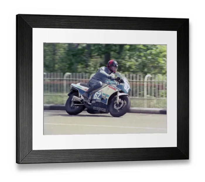 Framed Print : Mike Casey (Suzuki) 1986 Production B TT Framed Print : Mike Casey (Suzuki) 1986 Production B TT