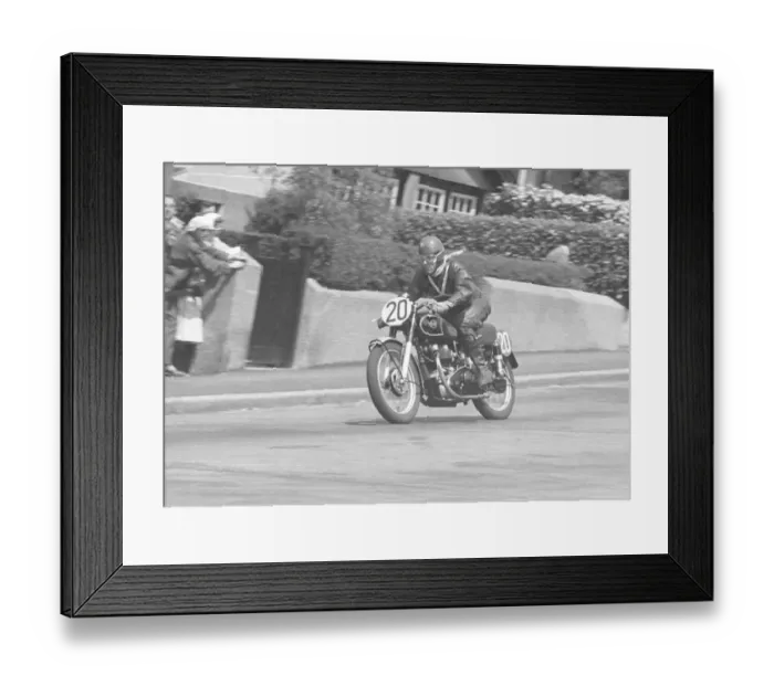 Framed Print : David Andrews (Matchless) 1953 Senior Clubman TT Framed Print : David Andrews (Matchless) 1953 Senior Clubman TT