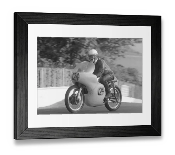 Framed Print : Anthony Anderson (Matchless) 1970 Senior TT Framed Print : Anthony Anderson (Matchless) 1970 Senior TT