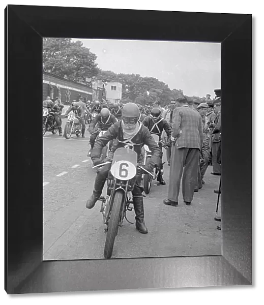 George Arnold (Velocette) 1950 Junior Clubman TT