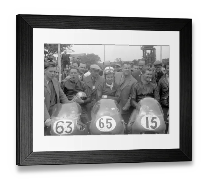 Framed Print : Bob Brown (Norton) John Surtees (MV) Bob Anderson (Norton) 1958 Senior TT Framed Print : Bob Brown (Norton) John Surtees (MV) Bob Anderson (Norton) 1958 Senior TT