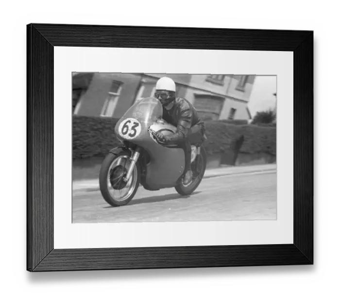 Framed Print : Bob Anderson (Norton) 1958 Junior TT Framed Print : Bob Anderson (Norton) 1958 Junior TT