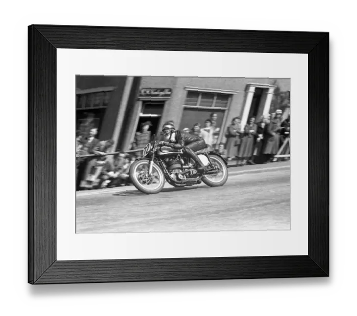 Framed Print : Rudi Allison (Norton) 1954 Junior TT Framed Print : Rudi Allison (Norton) 1954 Junior TT