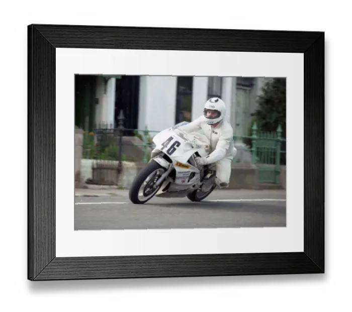 Framed Print : Dean Ashton (Yamaha) 1990 Formula One TT Framed Print : Dean Ashton (Yamaha) 1990 Formula One TT