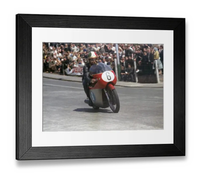 Framed Print : Giacomo Agostini (MV) 1965 Junior TT Framed Print : Giacomo Agostini (MV) 1965 Junior TT