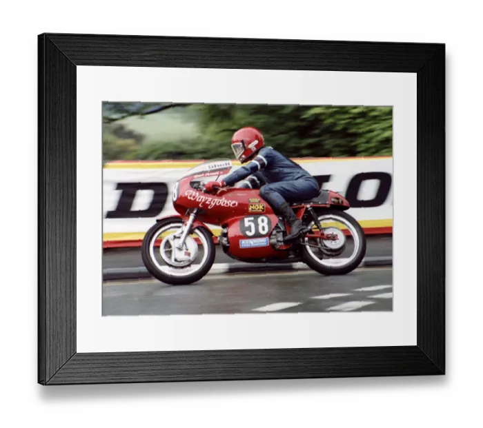 Framed Print : Dave Arnold (Aermacchi) 1980 Formula Three TT Framed Print : Dave Arnold (Aermacchi) 1980 Formula Three TT