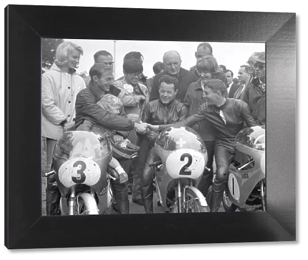 Hugh Anderson (Suzuki) Luigi Taveri (Honda) Ralph Bryans (Honda) 1966 50cc TT
