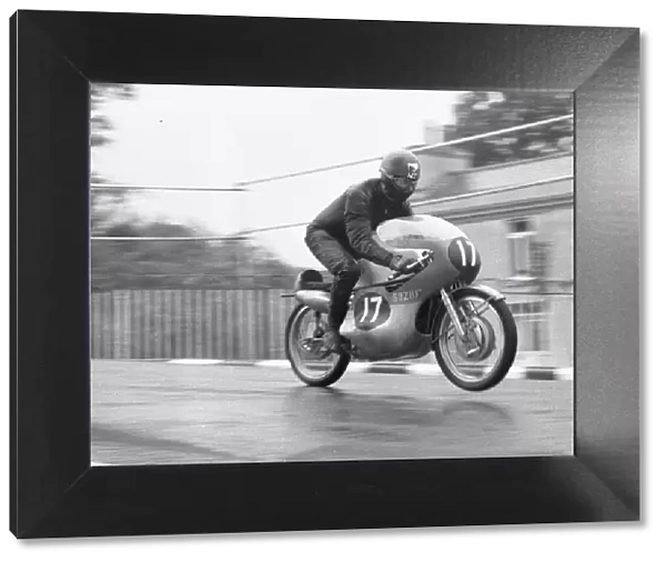 Hugh Anderson (Suzuki) 1965 Ultra Lightweight TT