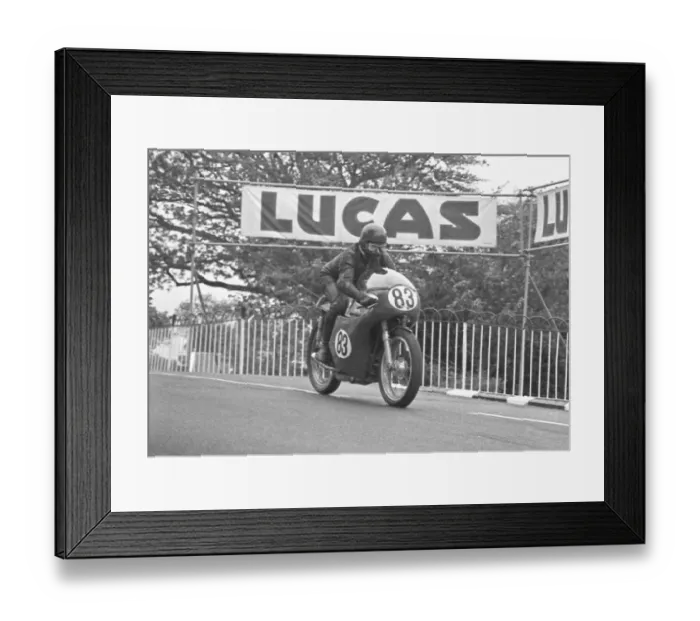 Framed Print : Stewart Baldwin (Norton) 1973 Formula 750 TT Framed Print : Stewart Baldwin (Norton) 1973 Formula 750 TT