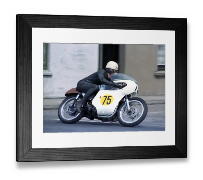 Framed Print : Doug Cash (Norton) 1969 Senior TT Framed Print : Doug Cash (Norton) 1969 Senior TT