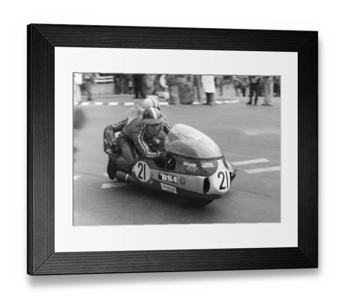Framed Print : John Barker & Chris Emmins (Reynoldson BSA) 1974 750 Sidecar TT Framed Print : John Barker & Chris Emmins (Reynoldson BSA) 1974 750 Sidecar TT