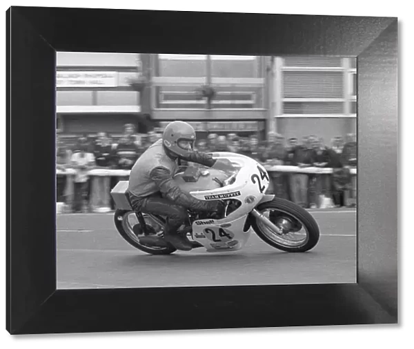 Brian Garratt (Norton) 1981 Senior Manx Grand Prix