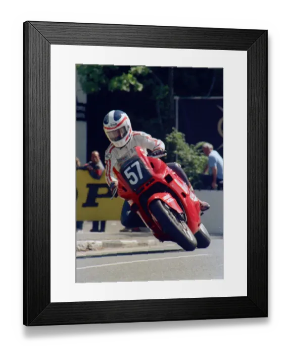 Framed Print : Peter Bateson (Honda) 1987 Formula Two TT Framed Print : Peter Bateson (Honda) 1987 Formula Two TT