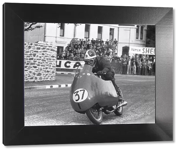 Jim Baughan (Moto Guzzi) 1957 Lightweight TT