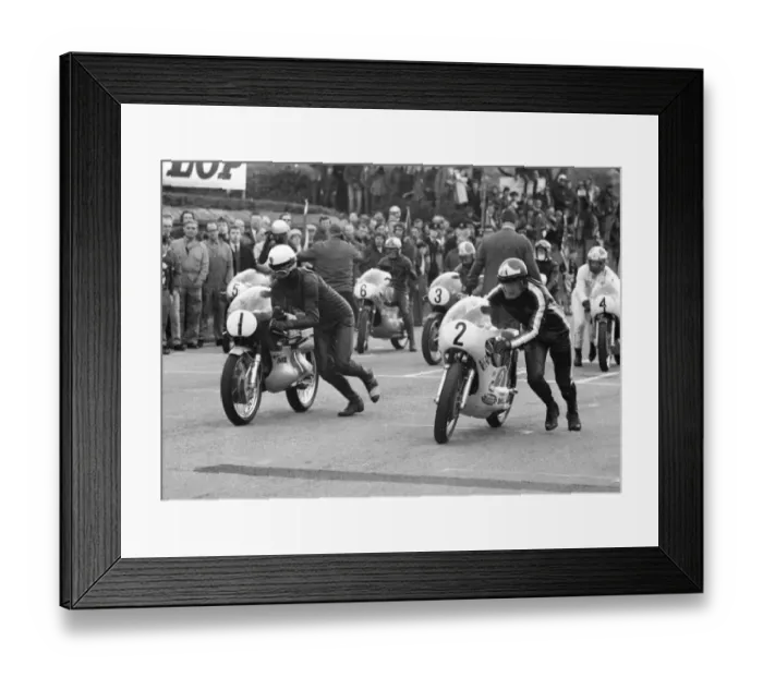 Framed Print : Gunter Bartusch (MZ, 1) and Tony Jefferies (Yamsel) 1971 Junior TT Framed Print : Gunter Bartusch (MZ, 1) and Tony Jefferies (Yamsel) 1971 Junior TT