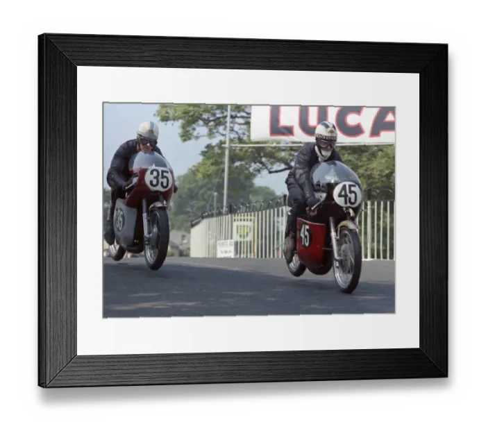 Framed Print : Martin Carney (Bultaco) and Chris Goosen (Bultaco) 1967 Ultra Lightweight TT