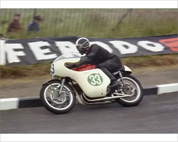 Roy Boughey (Yamaha) 1965 Lightweight TT