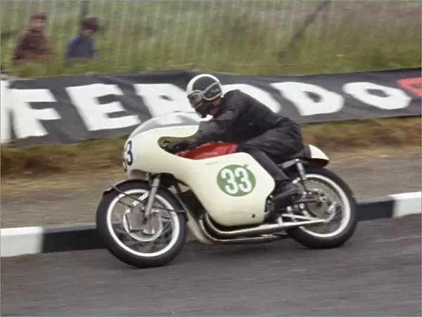 Roy Boughey (Yamaha) 1965 Lightweight TT