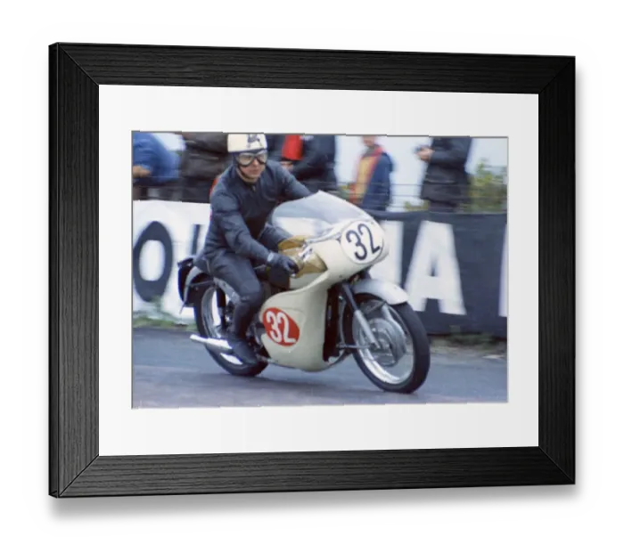Framed Print : Ron Baylie (Triumph) 1968 Production 500 TT Framed Print : Ron Baylie (Triumph) 1968 Production 500 TT