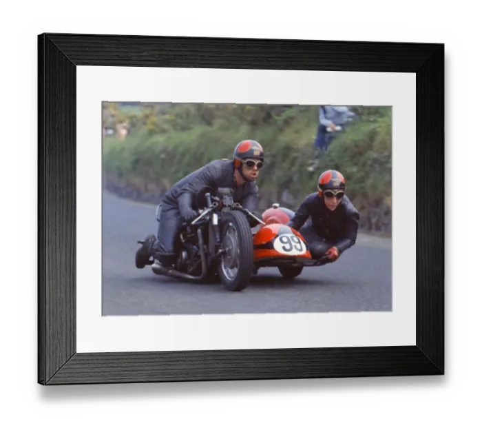 Framed Print : Bob Beales & Jenny Beales (Middleton Triumph) 1970 750 Sidecar TT Framed Print : Bob Beales & Jenny Beales (Middleton Triumph) 1970 750 Sidecar TT
