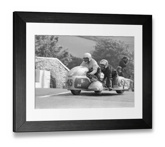 Framed Print : Peter Brown & Mick Casey (BSA) 1975 1000cc Sidecar TT Framed Print : Peter Brown & Mick Casey (BSA) 1975 1000cc Sidecar TT