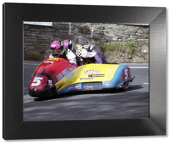 Geoff Bell & Nick Roche (Windle Yamaha) 1994 Sidecar TT