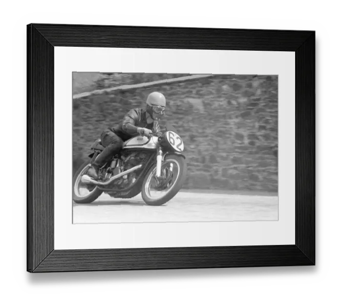 Framed Print : Bill Beevers (Norton) 1957 Junior TT Framed Print : Bill Beevers (Norton) 1957 Junior TT