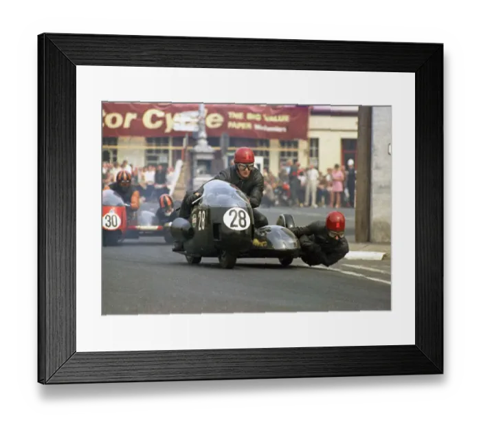Framed Print : Ray Bell & J Wetherell (BMW) 1970 500 Sidecar TT Framed Print : Ray Bell & J Wetherell (BMW) 1970 500 Sidecar TT