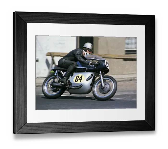 Framed Print : Bob Biscardine (Velocette spl) 1968 Senior TT Framed Print : Bob Biscardine (Velocette spl) 1968 Senior TT