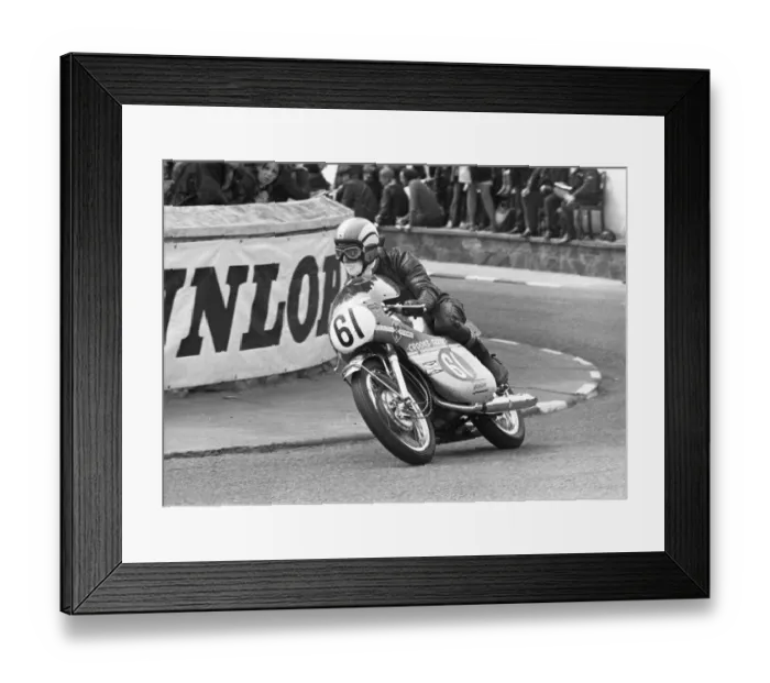 Framed Print : Peter Berwick (Crooks Suzuki) 1971 Lightweight Production TT Framed Print : Peter Berwick (Crooks Suzuki) 1971 Lightweight Production TT