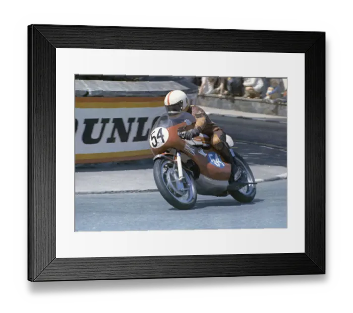 Framed Print : Mike Kavanagh (Yamaha) 1973 Junior TT Framed Print : Mike Kavanagh (Yamaha) 1973 Junior TT