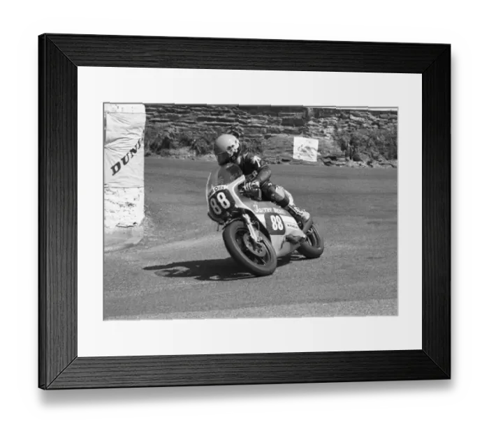 Framed Print : Pete Boast (Farrer Ducati) 1985 Formula 2 TT Framed Print : Pete Boast (Farrer Ducati) 1985 Formula 2 TT