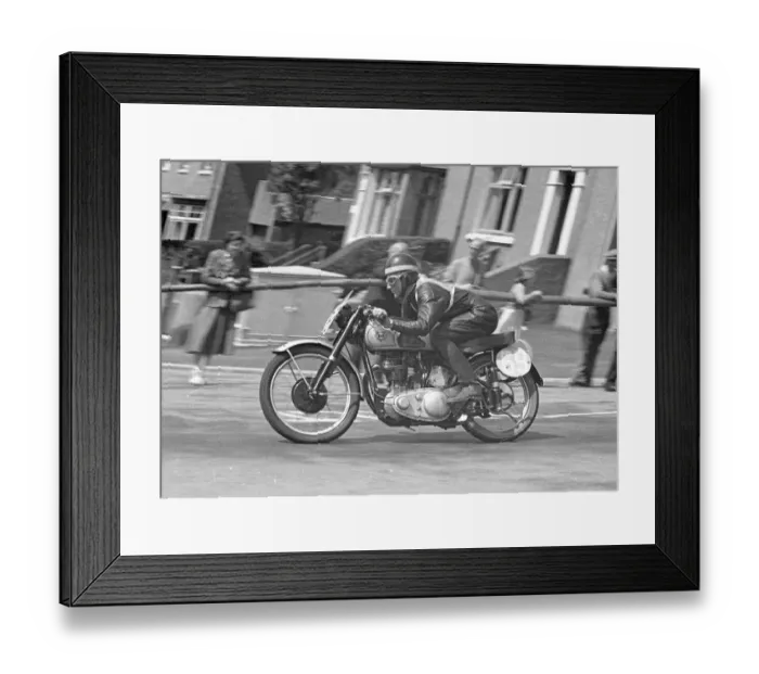 Framed Print : Ellis Boyce (BSA) 1953 Junior Clubman TT Framed Print : Ellis Boyce (BSA) 1953 Junior Clubman TT