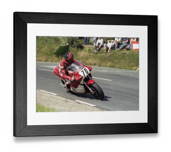 Framed Print : Mike Booys (Yamaha) 1985 Formula One TT Framed Print : Mike Booys (Yamaha) 1985 Formula One TT