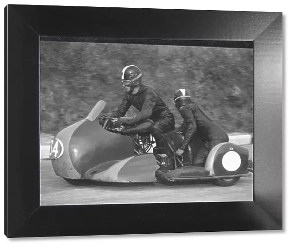 Fred Brindley & Jack Waugh (BSA) 1959 Sidecar TT
