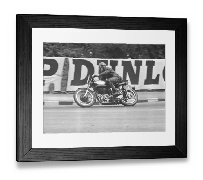 Framed Print : Eric Briggs (Norton) 1950 Senior TT Framed Print : Eric Briggs (Norton) 1950 Senior TT