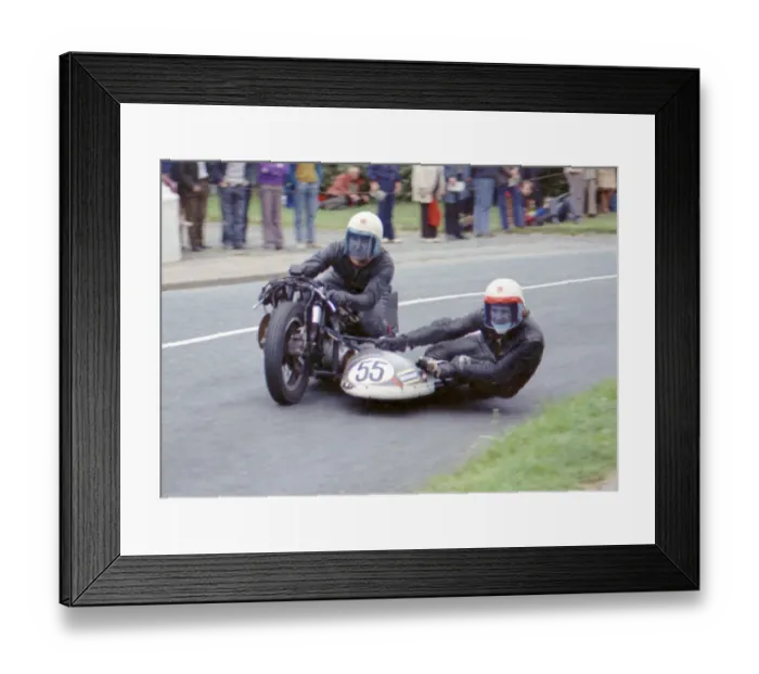 Framed Print : Eric Bregazzi & Jimmy Creer (BSA) 1974 Sidecar 750 TT Framed Print : Eric Bregazzi & Jimmy Creer (BSA) 1974 Sidecar 750 TT