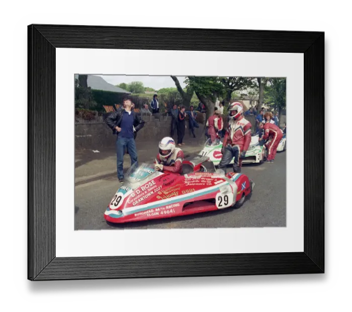 Framed Print : Dennis Brown & Billie Nelson (Yamaha) 1987 Sidecar TT Framed Print : Dennis Brown & Billie Nelson (Yamaha) 1987 Sidecar TT