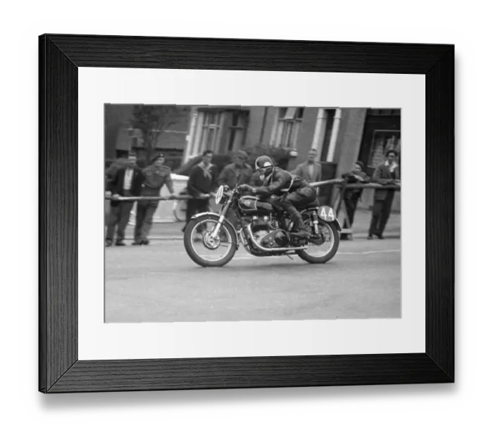 Framed Print : Gerald Brown (Matchless) 1952 Senior Clubman TT Framed Print : Gerald Brown (Matchless) 1952 Senior Clubman TT