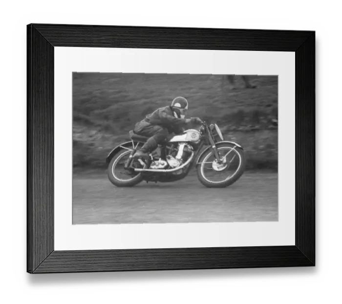 Framed Print : Gerald Brown (BSA) 1952 Junior Clubman TT Framed Print : Gerald Brown (BSA) 1952 Junior Clubman TT