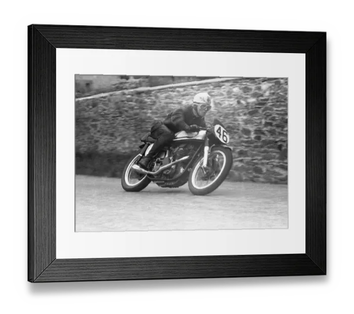 Framed Print : Jimmy Buchan (Norton) 1957 Junior TT Framed Print : Jimmy Buchan (Norton) 1957 Junior TT