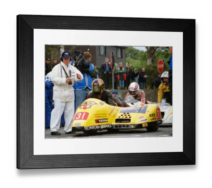 Framed Print : Colin Buckley & Bruce Alley (Yamaha FZR) 1996 Sidecar TT Framed Print : Colin Buckley & Bruce Alley (Yamaha FZR) 1996 Sidecar TT
