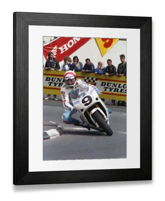 Framed Print : Roger Burnett (Durex Suzuki) 1990 Formula One TT Framed Print : Roger Burnett (Durex Suzuki) 1990 Formula One TT