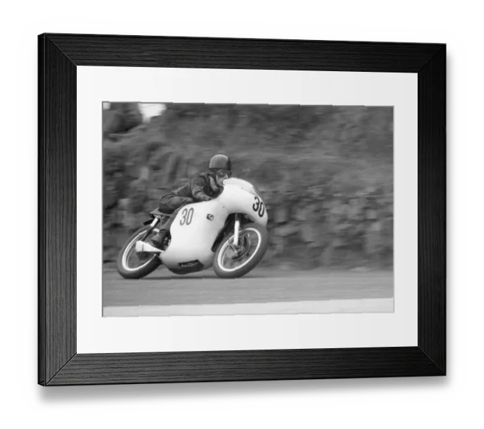Framed Print : Jack Bullock (Norton) 1961 Senior TT Framed Print : Jack Bullock (Norton) 1961 Senior TT