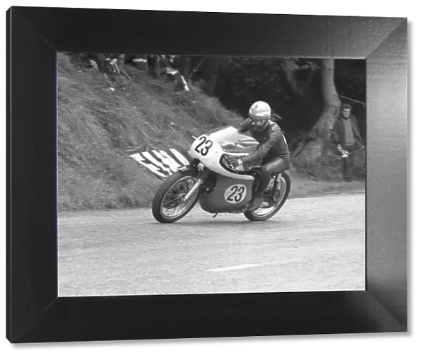 Ian Burne (Norton) 1966 Senior TT