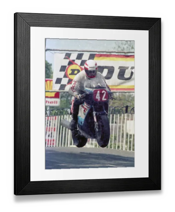 Framed Print : Keith Buckley (Suzuki) 1986 Production A TT Framed Print : Keith Buckley (Suzuki) 1986 Production A TT