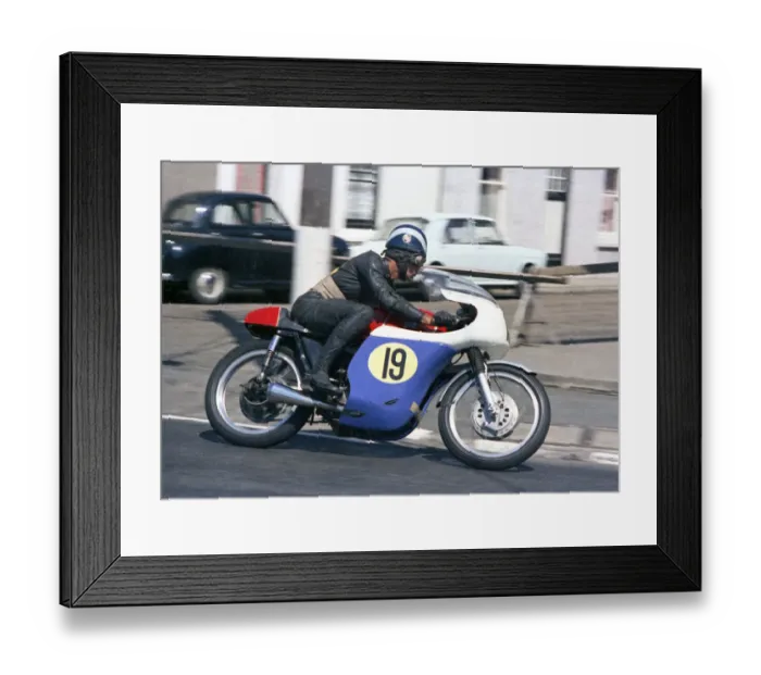 Framed Print : Rex Butcher (Norton) 1968 Senior TT Framed Print : Rex Butcher (Norton) 1968 Senior TT