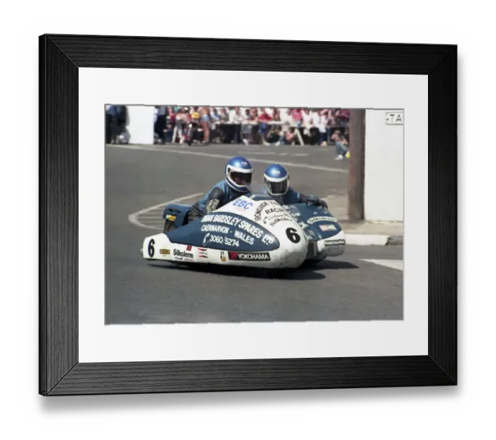 Framed Print : Lowry Burton & Alan Langton (Yamaha) 1985 Sidecar TT Framed Print : Lowry Burton & Alan Langton (Yamaha) 1985 Sidecar TT