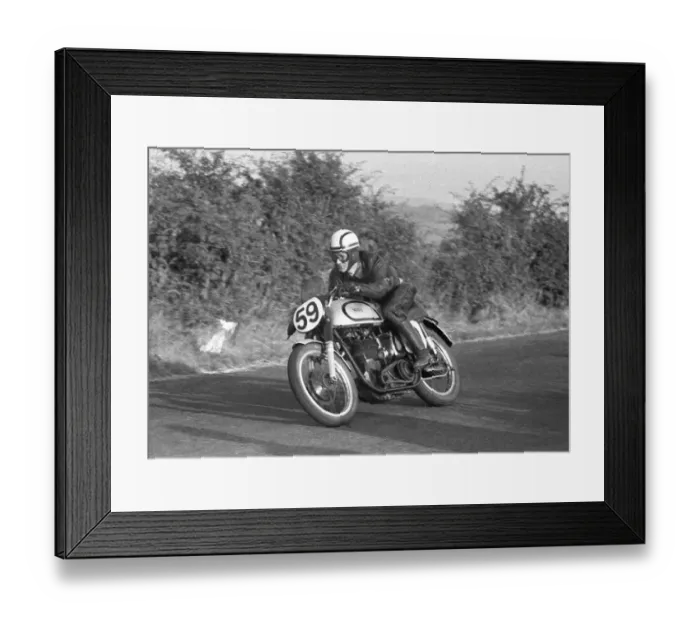 Framed Print : H O Reilly (Norton) 1955 Junior Ulster Grand Prix