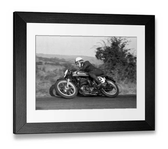 Framed Print : John Surtees (Norton) 1955 Junior Ulster Grand Prix Framed Print : John Surtees (Norton) 1955 Junior Ulster Grand Prix